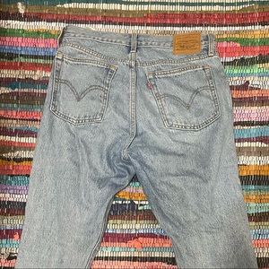 levi wedgie straight jeans